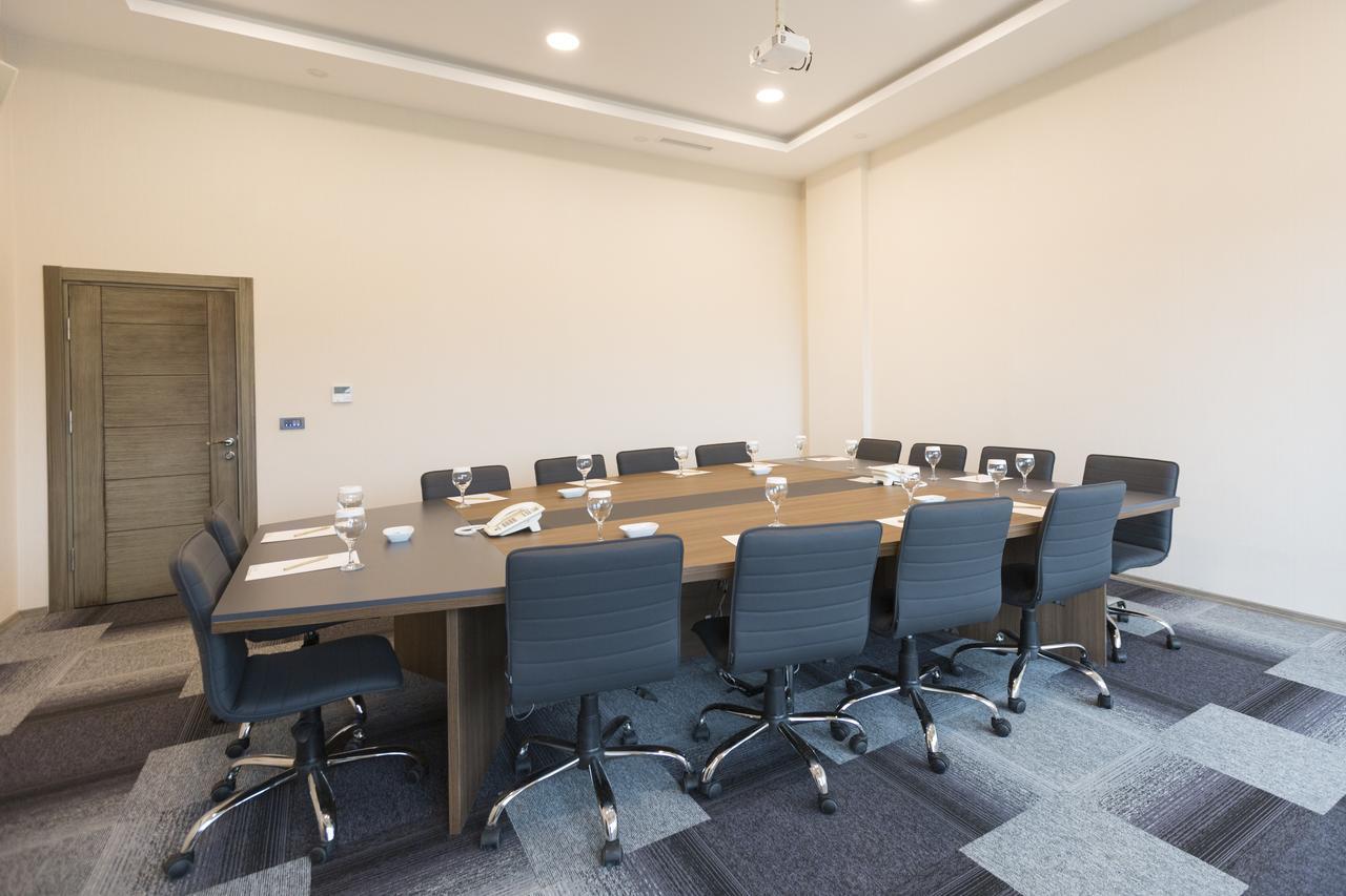 Park Dedeman Elazig Hotel Ngoại thất bức ảnh